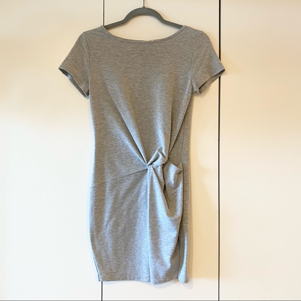 GREY MINI DRESS WITH KNOT DETAIL
